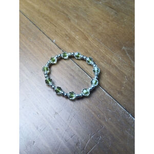 Green & Silver Beaded Bracelet 6 inches